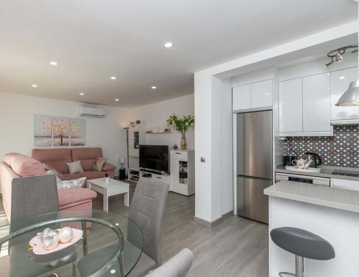 New Modern 3Br With Terrace In Fuengirola Centre Apartment Bagian luar foto
