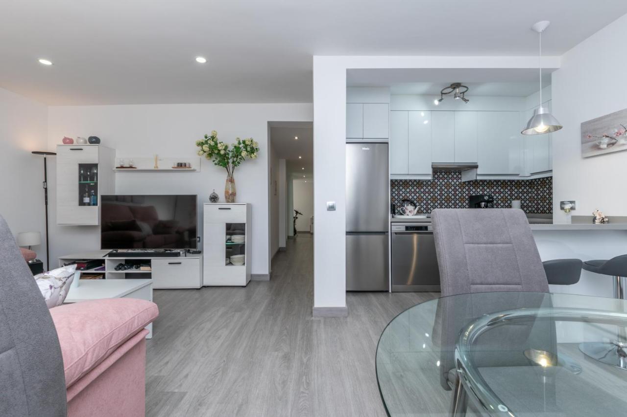 New Modern 3Br With Terrace In Fuengirola Centre Apartment Bagian luar foto