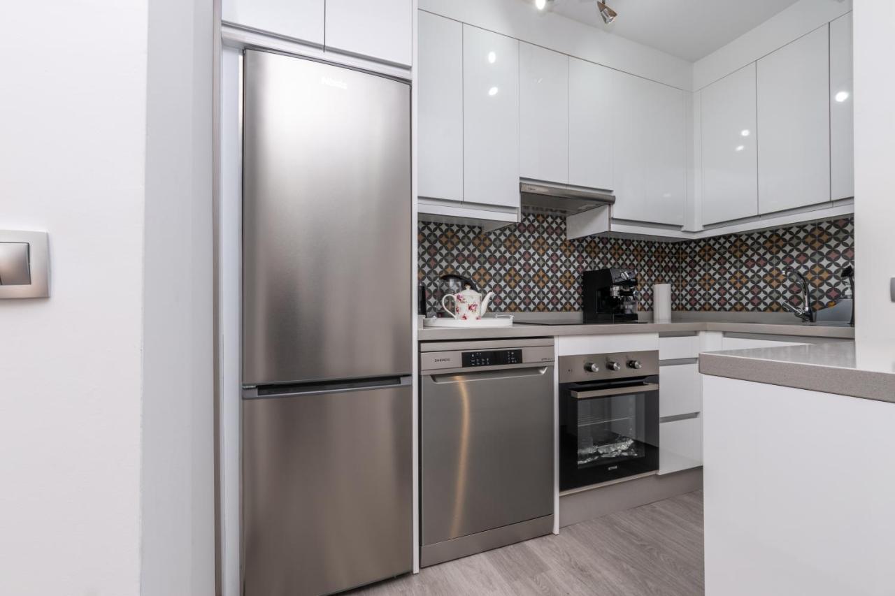 New Modern 3Br With Terrace In Fuengirola Centre Apartment Bagian luar foto